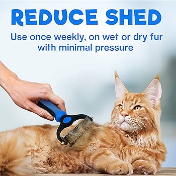Double-sided pet hair detangling brush